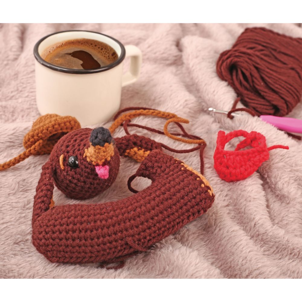 Graine Creative Amigurumi Crochet Kit – Dachshund 180mm