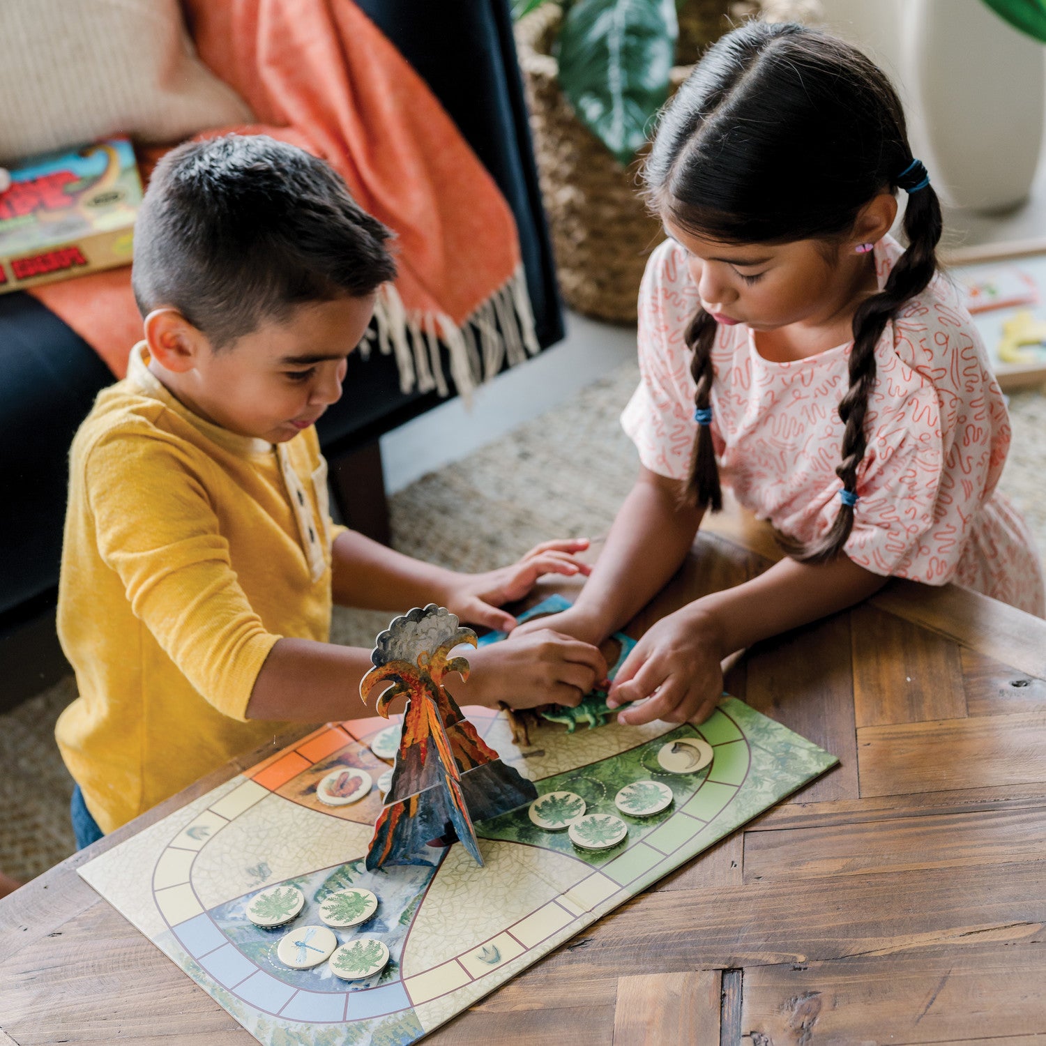Peaceable Kingdom Cooperative Game - Dinosaur Escape