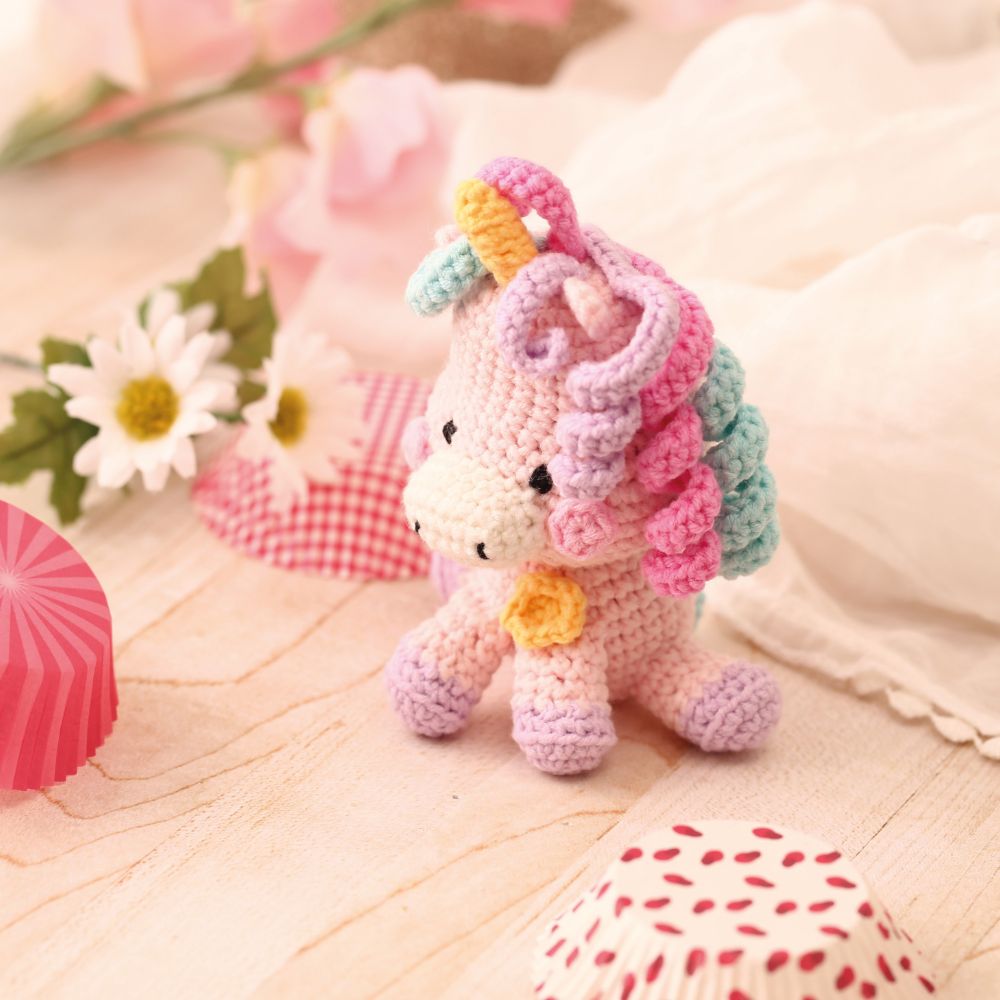 Graine Creative Unicorn Mini Amigurumi Kit 100mm