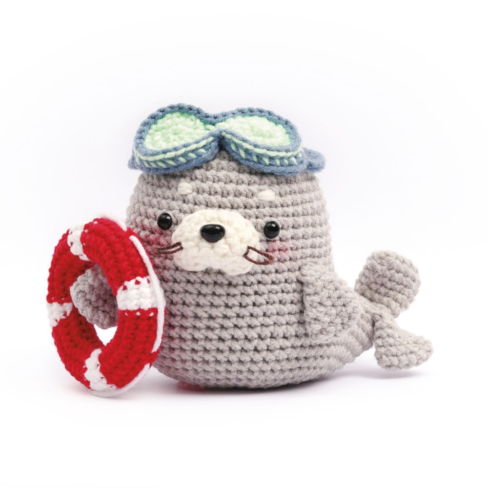 Graine Creative Amigurumi Crochet Kits Starter Pack