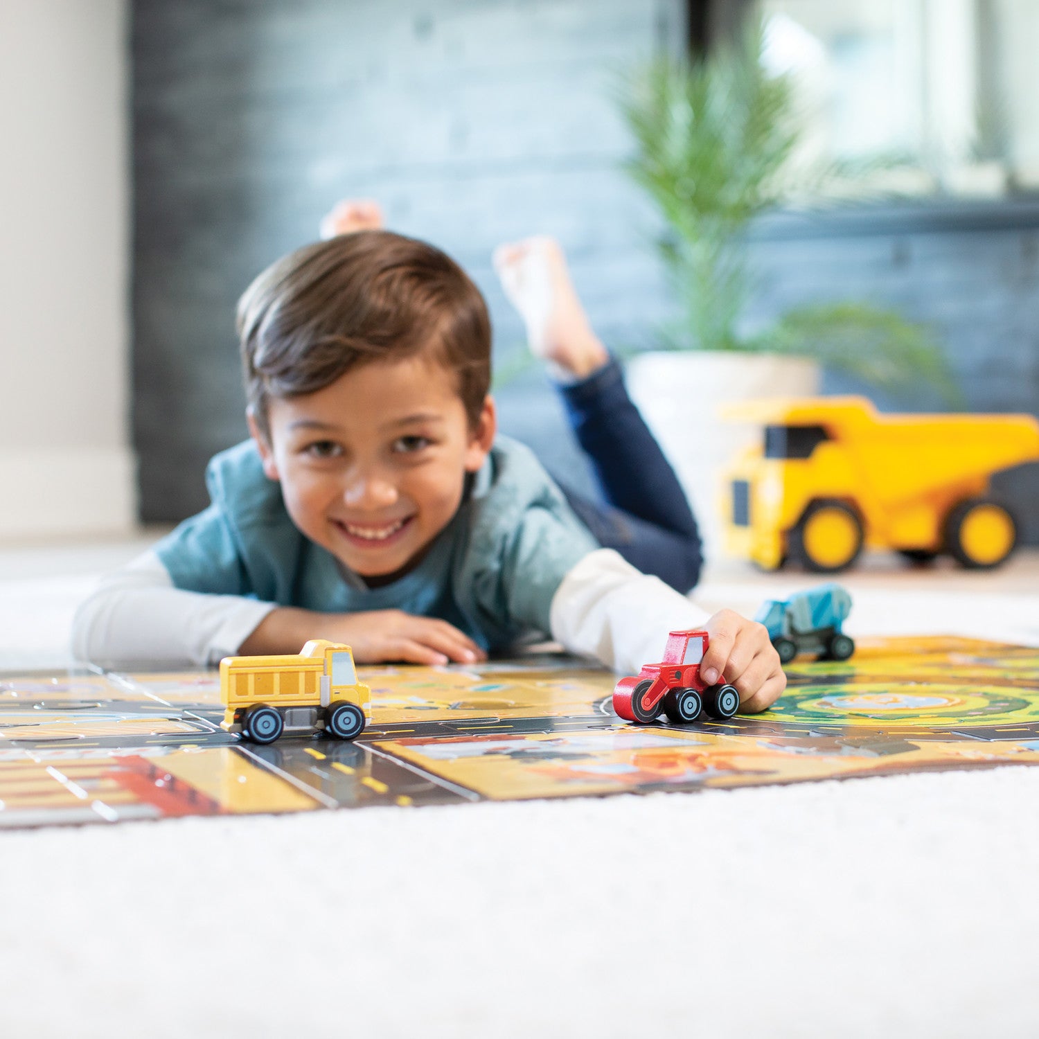 Peaceable Kingdom Puzzle & Play - Construction Site