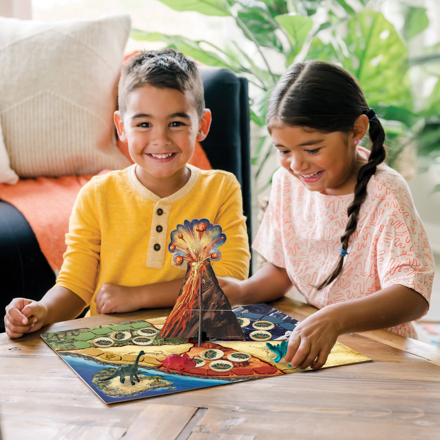 Peaceable Kingdom Cooperative Game - Dinosaur Escape