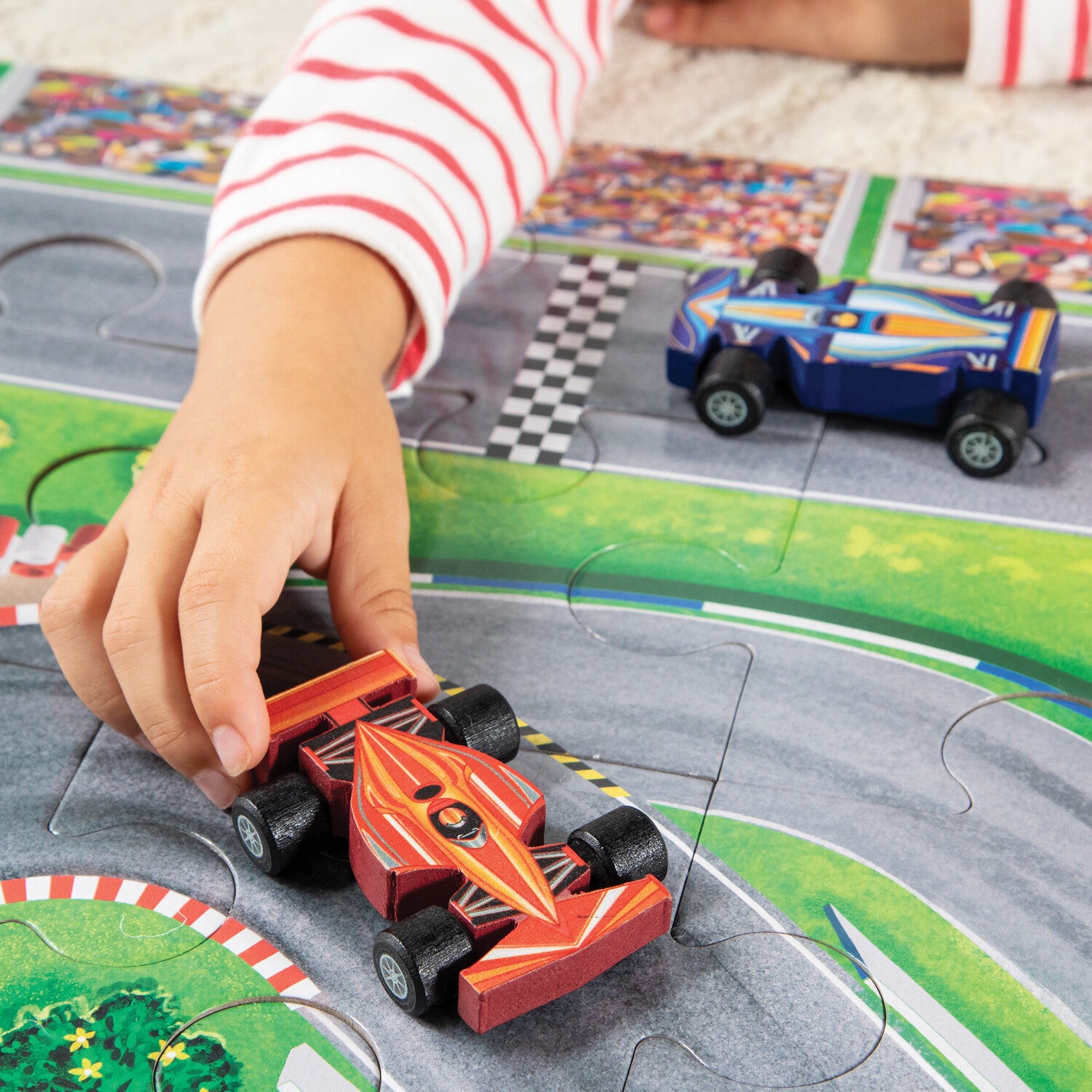 Peaceable Kingdom Puzzle & Play - Race Day